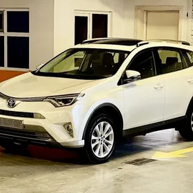 Toyota RAV4 2018