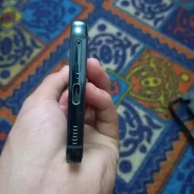 SAMSUNG S22
