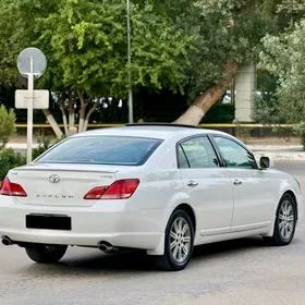 Toyota Avalon 2005