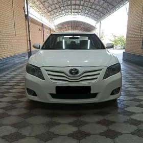 Toyota Camry 2010