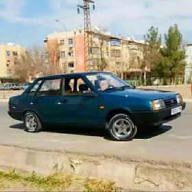Lada 21099 2000