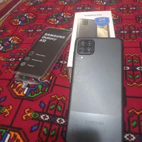 Samsung A12