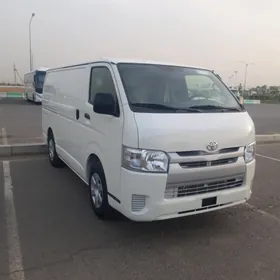 Toyota Hiace 2025