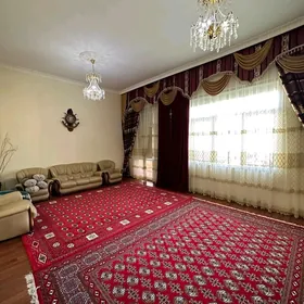 Podwoýski elitka 3 kom 180m².