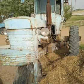 MTZ T-28 1982