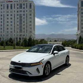Kia K5 2020