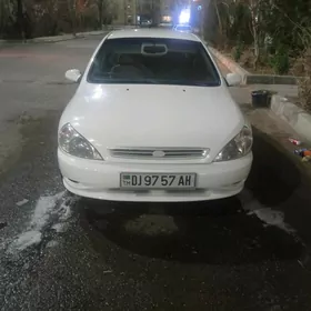 Kia Rio 2001