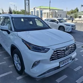 Toyota Highlander 2020