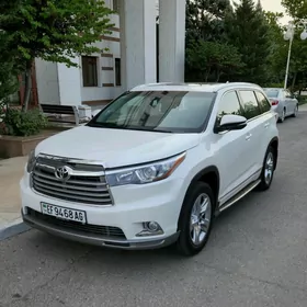 Toyota Highlander 2016