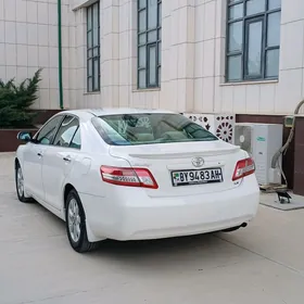 Toyota Camry 2010