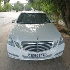 Mercedes-Benz E350 2011