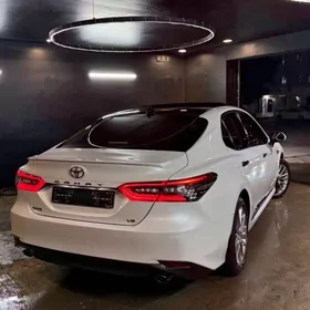 Toyota Camry 2022