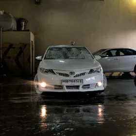 Toyota Camry 2014
