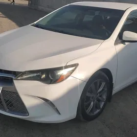 Toyota Camry 2016