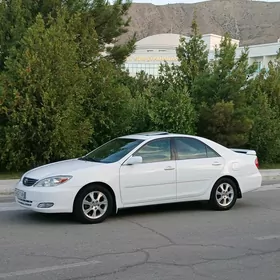 Toyota Camry 2004