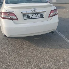 Toyota Camry 2010
