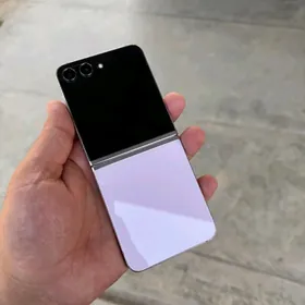 z flip5 8/512