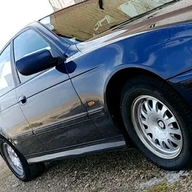 BMW 528 1996