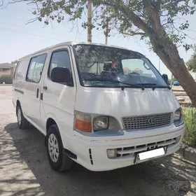 Toyota Hiace 2002