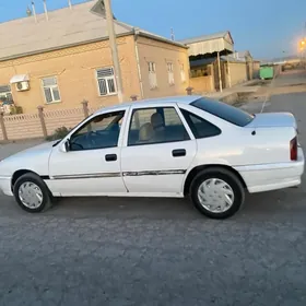 Opel Vectra 1992