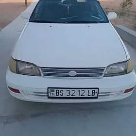 Toyota Corona 1995