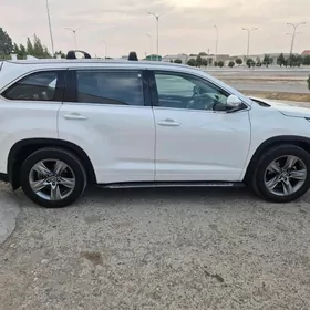 Toyota Highlander 2017