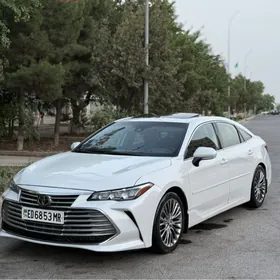 Toyota Avalon 2019
