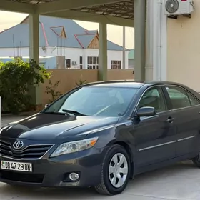 Toyota Camry 2010