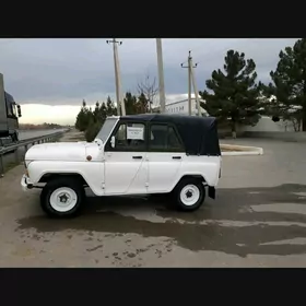 UAZ 469 1996