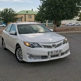 Toyota Camry 2012