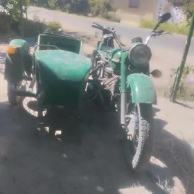 Ural 4320 1990