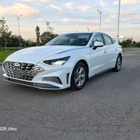 Hyundai Sonata 2021