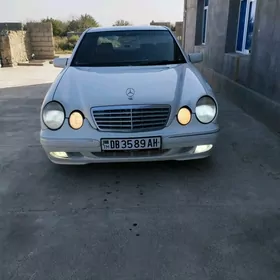 Mercedes-Benz E320 1997