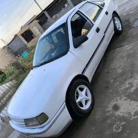 Opel Vectra 1990