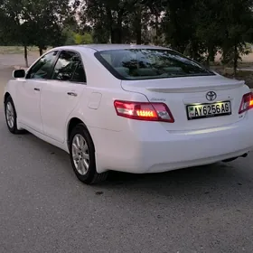 Toyota Camry 2010