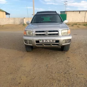 Nissan Pathfinder 2003