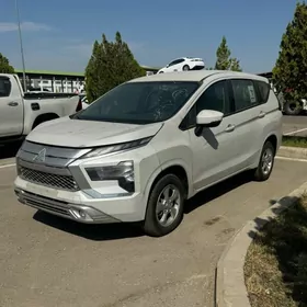 Mitsubishi Xpander 2023