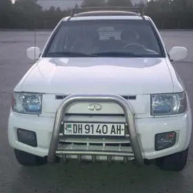 Nissan Pathfinder 2001