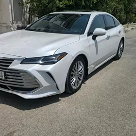 Toyota Avalon 2018
