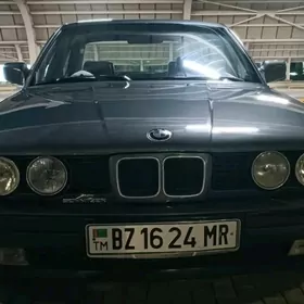 BMW 520 1990