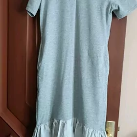 Платье.