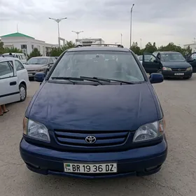 Toyota Sienna 2001