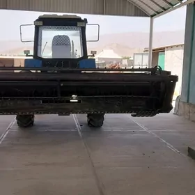 MTZ 80 2005