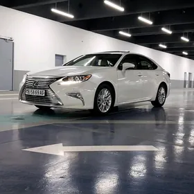 Lexus ES 350 2016