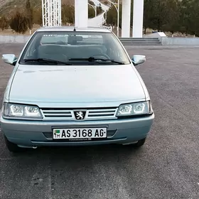 Peugeot 405 2009