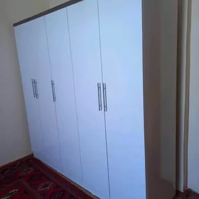 Glyansovyi skaf