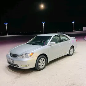 Toyota Camry 2004