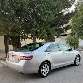Toyota Camry 2010