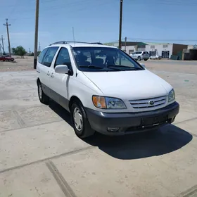Toyota Sienna 2002