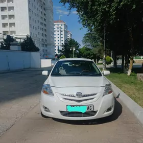 Toyota Yaris 2008
